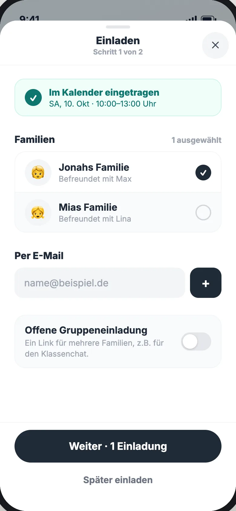 Einladen, Schritt 1: Hinweis im Kalender eingetragen, Auswahl der befreundeten Familien, Feld für E-Mail und Schalter für offene Gruppeneinladung